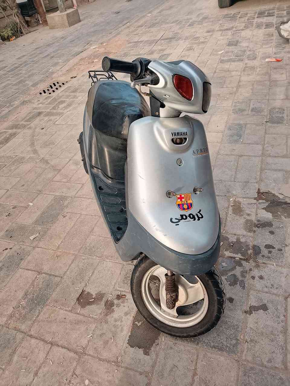 دراجه بطه للبيع تك كلها بلاديه برغي تجاري ماكو بيها ومعدل 70 شلعه ومعدل فول الدراجه جديده وهم كله شغال ما ناقصها برغي سعرها 400 👍❤ جديد اتفيد الطلاب الشغله بعيد خوش دراجه وكله بلادي ❤👍 ***********
