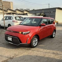 كيا صول 2024 LX للبيع لون مميز 🔴🍒 دخول جديد مواصفاتها LX العداد : 21 ا...