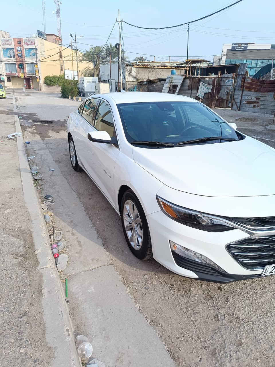 يا الله بسم الله 
ماليبو  للبيع او للمراوس موديل 2023 اكلين بدون صبغ السياره ليبل واحد بجم كبس 
ماليبو حبايب مكينه 1500  
تيربو أربعه سلندر
فئة LT
مواصفاته معروفه كير اوتو هاند بريك بصمه تحكمات استيرن كراسي كهرباء شاشه 
داتا شو  تحديد مسار ورادار ومثبت سرعه ومودات قياده 
ومانع تصادم وكامره دواره وتبريد قطعتين 
السياره كير محرك كفاله 
لغد شاصي ايرباك كفاله كله 
بدون ايرباك بيه فقط قبق الجنطه مبدل نفس اللون بدون صبغ قطعه ابلاديه السياره وكاله 
ماشيه 75 الف 
مكانه بغداد ان شاءالله منطقه الدوره او منطقه حي الجامعه 
/
رقمه أربيل الجديد تحويل ثاني يوم باسم المشتري 
السياره للبيع او للمراوس بشي اقل حبايب 

والسياره شوفت عينكم نضيفه 
ومعروضه 147 وبيه مجال ان شالله 
وبالعافيه على الي ياخذه تحياتي الكم ❤️
 وهذا رقمي للتواصل

***********
