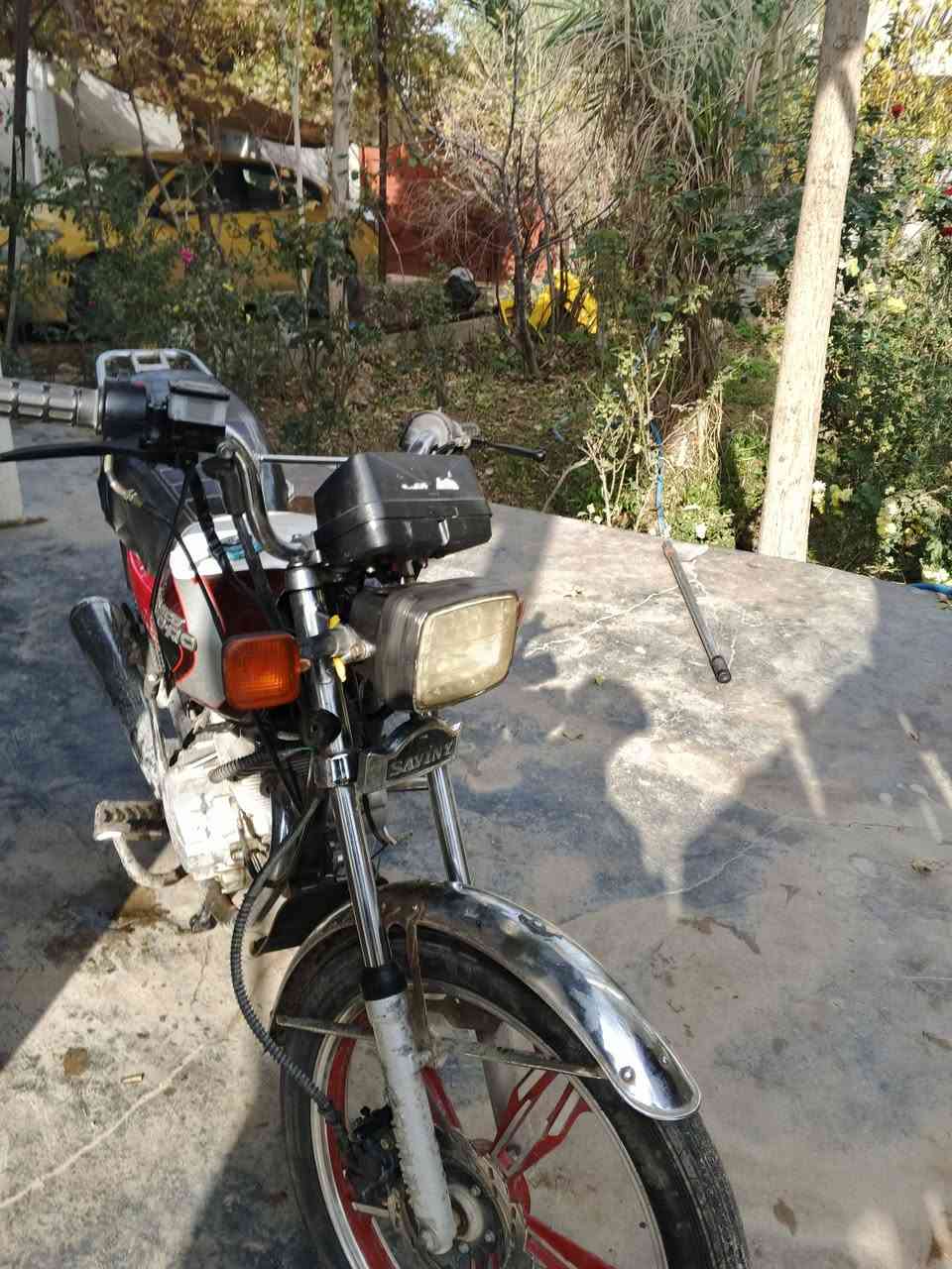 للبيع سيفان 21 كامله مكينه مفتوح اوراق بيه سعر375 بيه مجال مكاني جلولاء
رقم ***********
