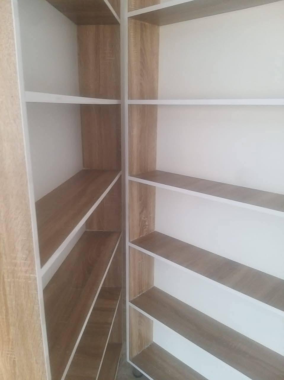 السلام عليكم..
فاترينات جديده غير مستعملة مع ميز صيدلية  للبيع


**إذا كنت صاحب هذا الإعلان وتريد حذفه لأي سبب، رجاءا أرسل رسالة إلى الدعم الفني**