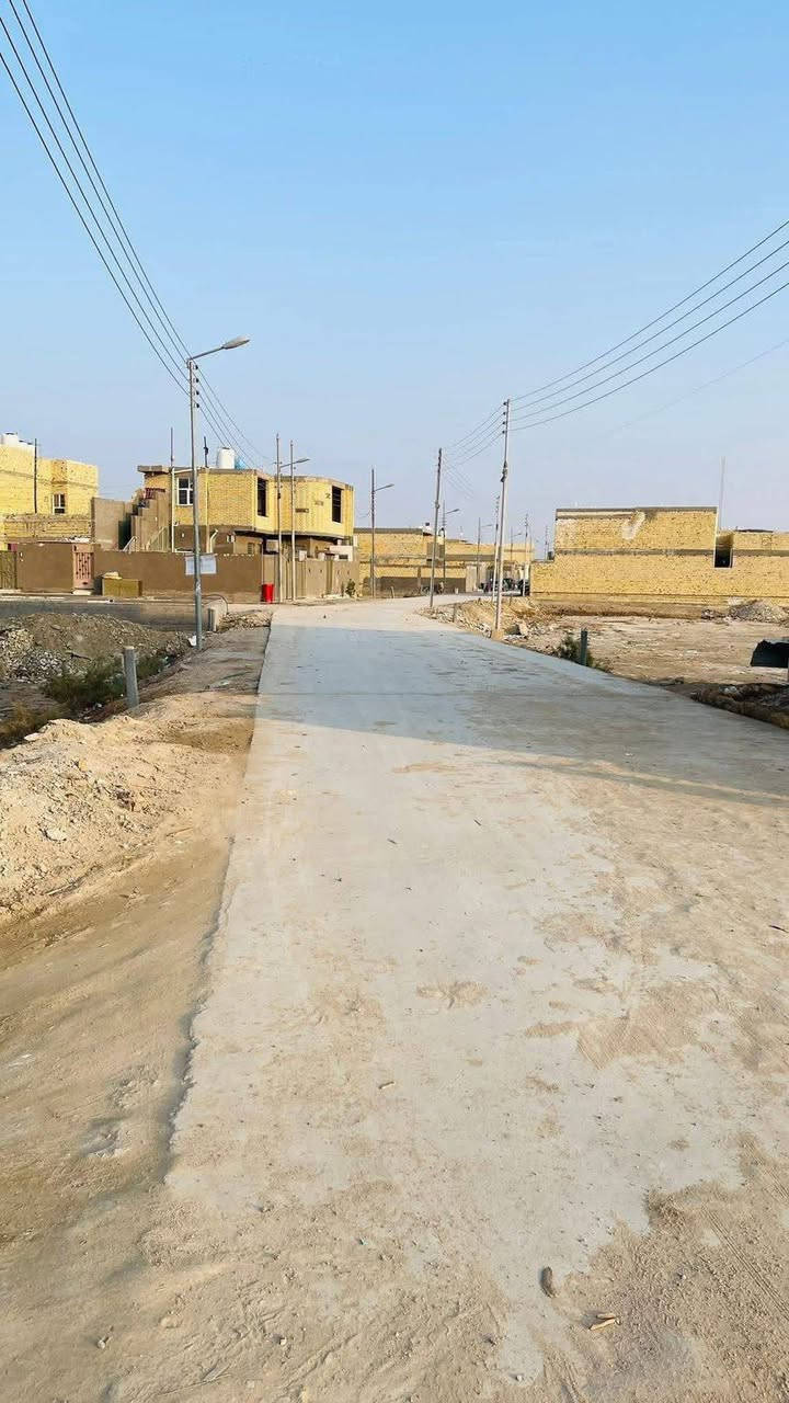 اللهم صلي على محمد وال محمد

قطعه زراعي للبيع خنيطله شارع الصبابه خامس قطعه عن شارع صبابه 

رقمه ٢٨ بالخريطه على شارع عشره متر

بصف ركن. على ثلاث شوراع 

مساحه ١٦٥ م وجه عشره ونزال ١٦ونص 

سكنيه ومخدومه 

السعر جدا مناسب ١٦ ونص وبيه مجال للشراي 

لاستفسار والتواصل خاص او على رقم ***********

نستقبل كافه العروض الطابو والزراعي في جميع أنحاء سوك الشيوخ
