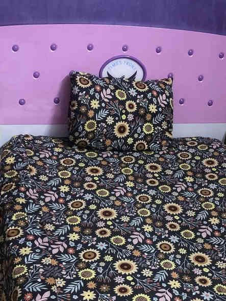 السلام عليكم للبيع غرفة نوم نضيفة كلش 5قطع مكاني بغداد الدوره حي اسيا سعرهة ٣٠٠ وبيهة مجال بسيط رقم الهاتف:***********
