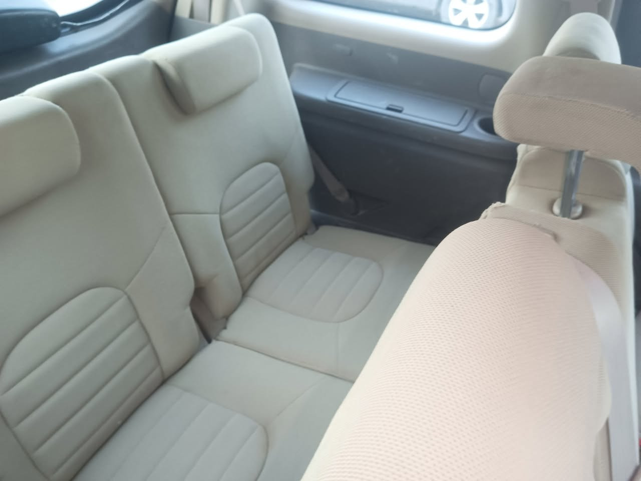 بانثفدر ٢٠٠٨ كير محرك مكفولات محرك ٤٠٠٠ بيه بس جاملغ مبدل واضح بالصورة بيها شخوط يحتاج تكحيل ب٨٠ و بيها مجال


**إذا كنت صاحب هذا الإعلان وتريد حذفه لأي سبب، رجاءا أرسل رسالة إلى الدعم الفني**
