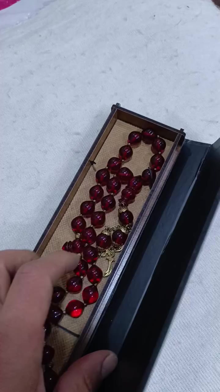 سندلوس ألماني 33 خرزه كركوشه وسيستم فضه مطليه بماء الذهب السعر 175 قفل


**إذا كنت صاحب هذا الإعلان وتريد حذفه لأي سبب، رجاءا أرسل رسالة إلى الدعم الفني**