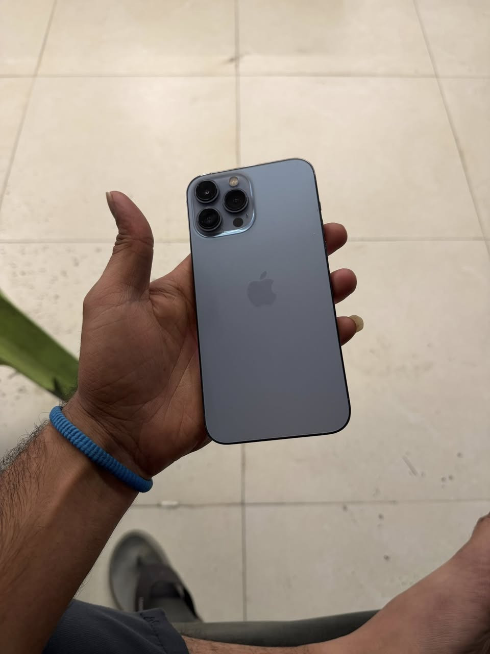 13 برو ماكس ماستر للبيع
ذاكرة 256

بطارية(77)🔋شحنة طبيعي ابد ميصرف 

نظافتة 100/100
ما بدل بي اي قطعه على وضيعة الشركه 

كلة شغال 

السعر:  700

العنوان: بغداد م/الصدر 

للاتصال:***********
