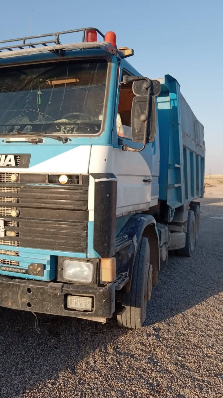 قلاب اسكانيا للبيع حجم 142 سكانيا سحال  رقم كركوك *********** سحال عضله
