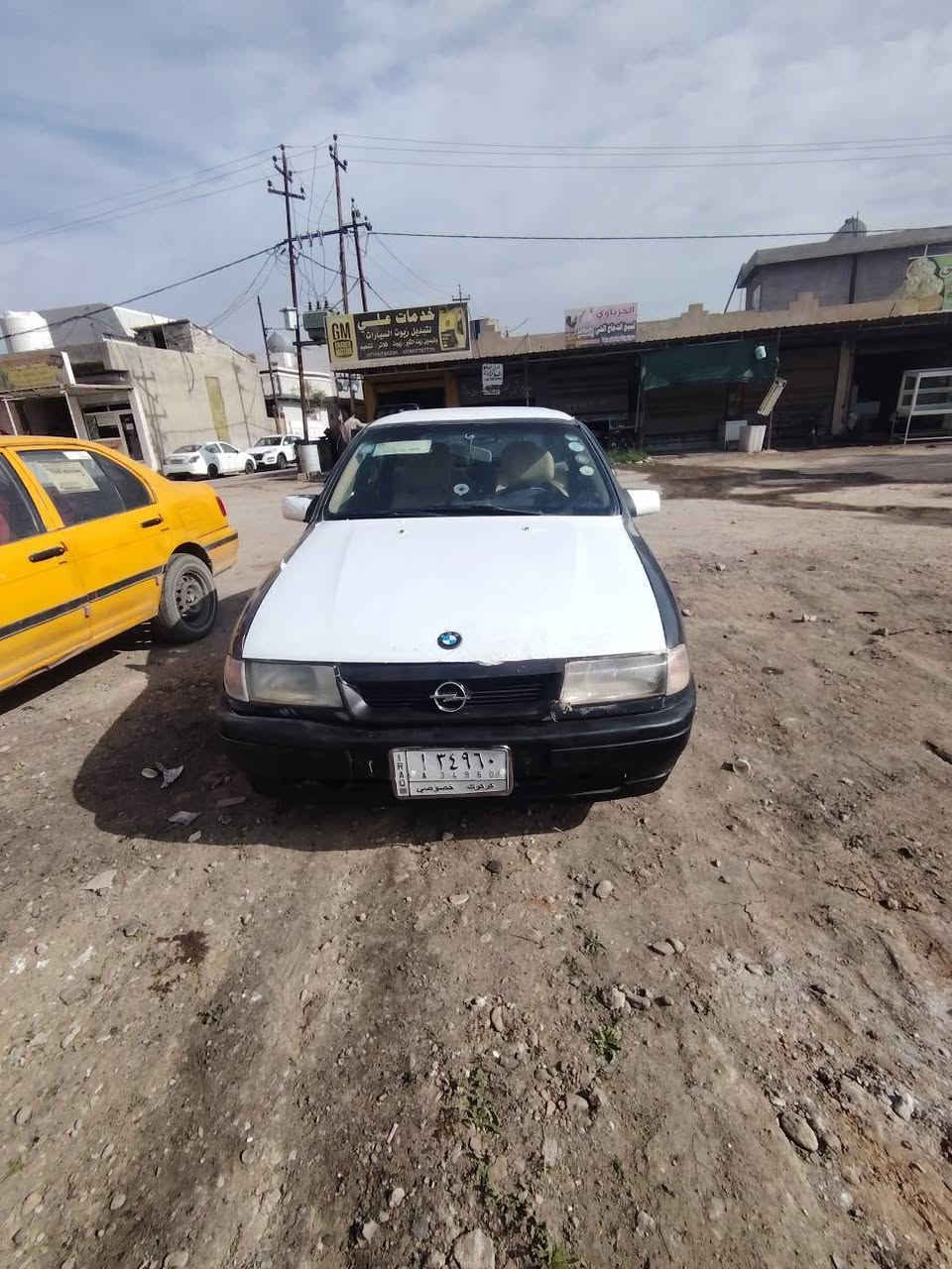 فكترا 1990حجم ١٦ بدون باور مشروع  ل٣٠ دفتر بنزين كير محرك صدر كهربايات بلكارتون شرط تحويل 25 سعره وبي مجال قليل *********** مكاني محافضه جديد كركوك, العراق
