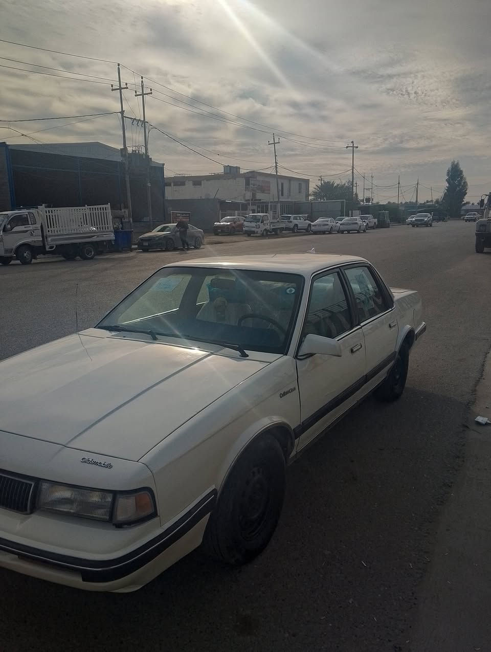 اولادس موديل 1990رقم موصل بسمي كير ومحرك شرط سيارة جاهزه من كل شي تخم تأير صدر جديد تبريد شغال بس غاز يرادله رقم دولي العنوان فلوجه السعر 50وبيه مجال *********** ترهم مراوس حسب لقناعه
