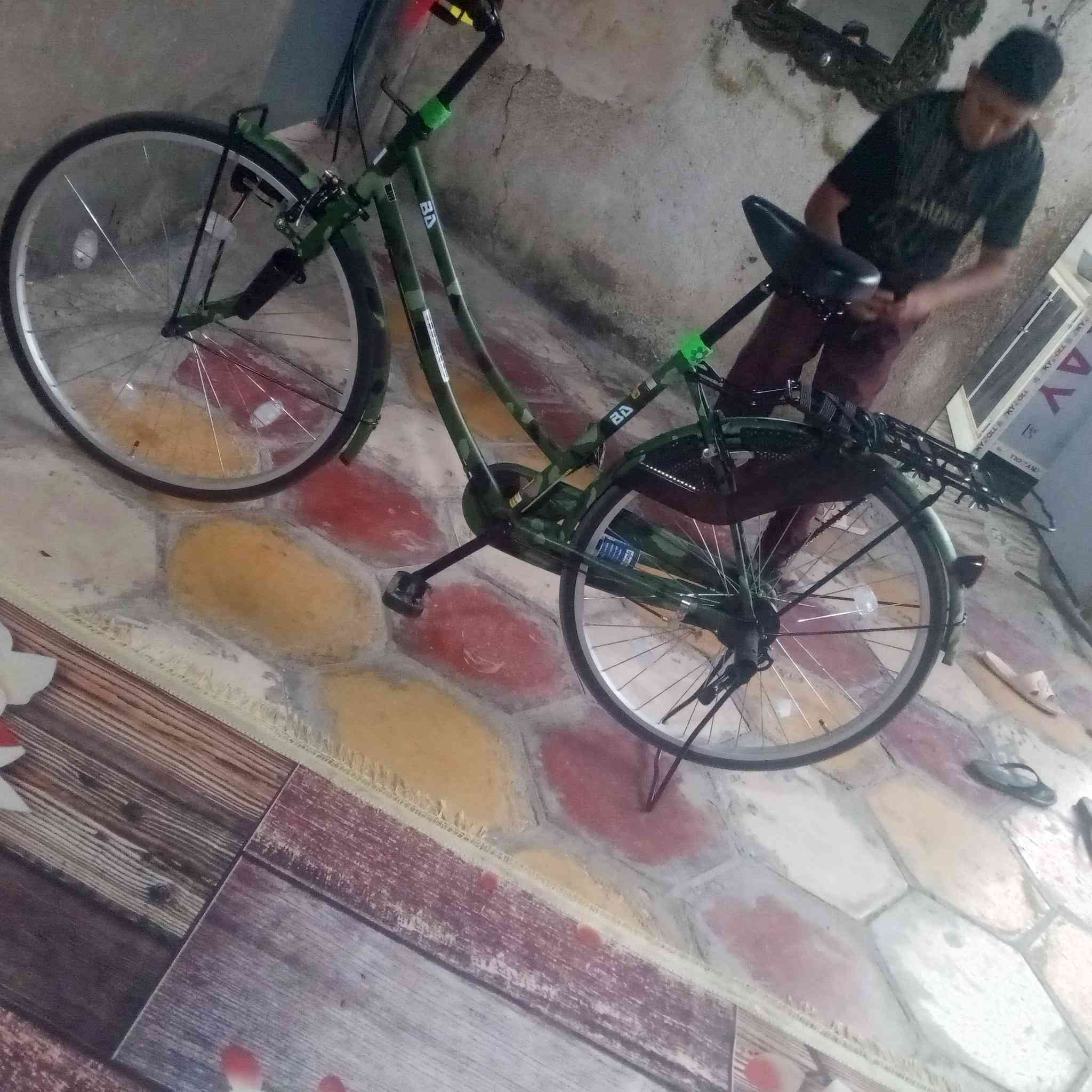 السلام عليكم باسكال حشداوي للبيع نظافة فول 180وبي مجال اتصل عل الرقم***********
