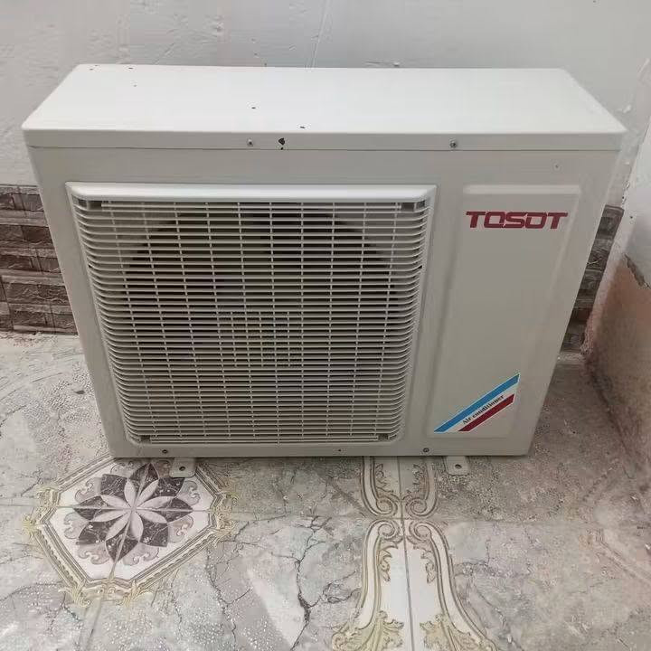 قطع خارجيه من افضل النوعيات
طنين 

و طن ونص  

مكاني الغراف 

***********
