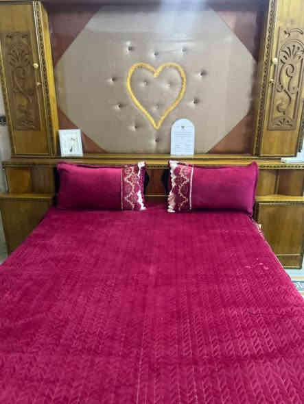 سلام عليكم غرفه صاج جديده بمعنى الكلمه صارلي شهر من اخذته مكاني بابل المحاويل حي 17تموز ***********
