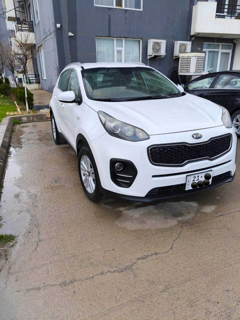 kia sportage 2017
کیا سپۆرتاج ٢٠١٧ خلیجی ، بۆ فرۆشتن
دەبڵ ئەکسل AWD
١٠٢٠٠٠ کم ڕۆشتووە 
کامێرە و حاسەی دواوە 🎥
کۆنترۆڵەکانی سەر سوکانی هەیە، کۆنترۆڵی خێرایی (تحدید سرعە) ، قفڵی ئەکسل ، 
درایڤ مۆد ئیکۆ و سپۆرت
ڕەقەم و سەنەوی نوێ یە
چوار تایەی نوێی لە ژێرە
سەیارەکە زۆر جوان و خاوێنە
گێڕ و مەکینەی بە شەرت هیچ کێشەیەکی تێدا نیە

٣ پارچە بۆیاخی هەیە لەگەڵ کەمێک لای شانی سەکن

💵 نرخ:  168$ 
📍شوێن: سلێمانی
☎️ ژمارە خاوەنی: ***********

عربی/
کیا سبورتاج ٢٠١٧ خلیجیە ، للبیع
دبل اکسل AWD
ماشی ١٠٢٠٠٠ کم و قابلە للزیادة
کامیرە و حاسە خلفیە 🎥
تحکمات سکان، تحدید سرعة ، قفل اکسل، درایف مود ئیکو و سبورت
رقم و سنویة جدید
سیارة نضیفة ما بها ای مشکلە 
ثلاث قطع صبغ

💵 سعر : 168$
📍عنوان: السلیمانیة
☎️ رقم تلفون : *********** السليمانية, العراق
