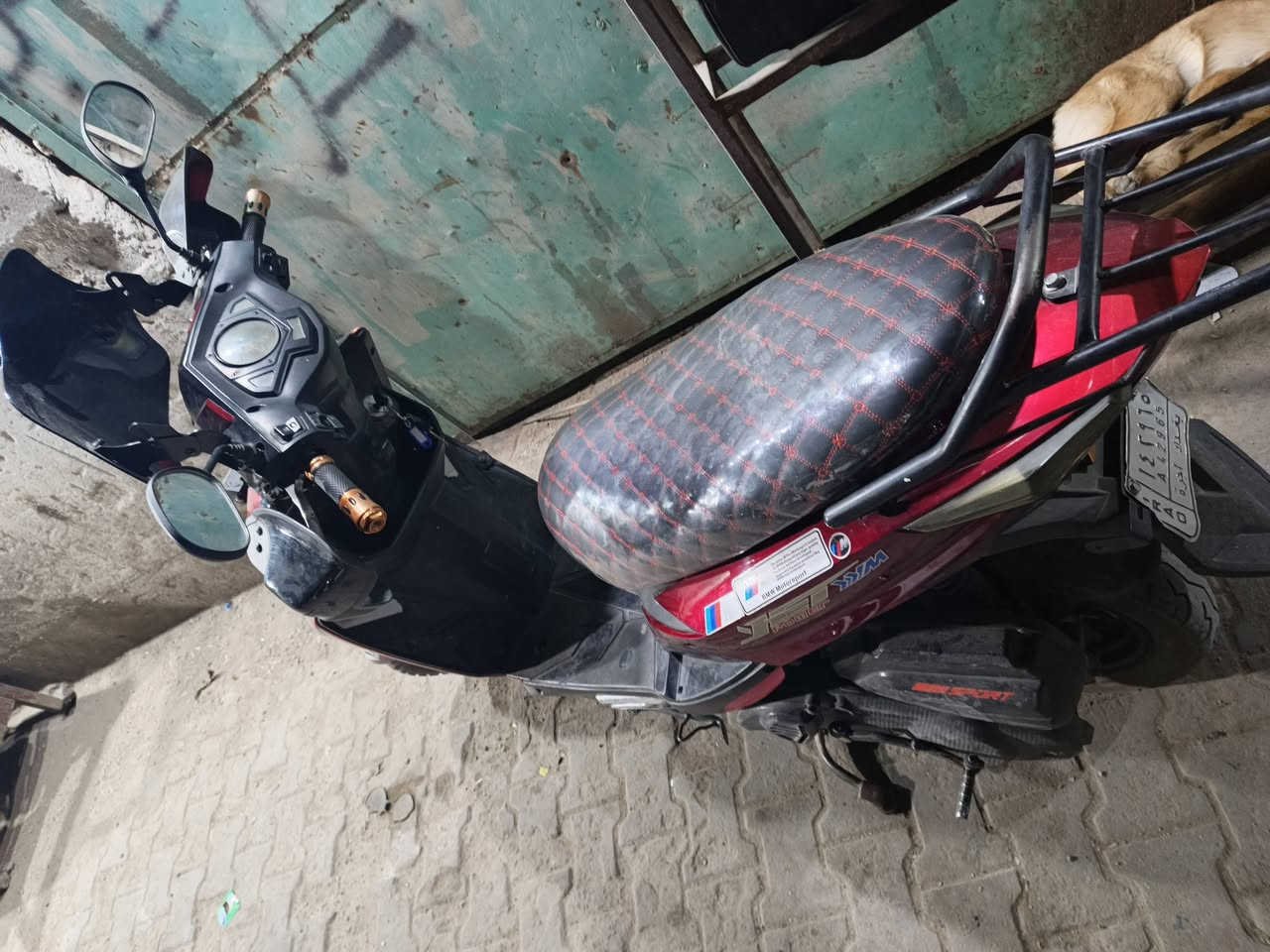 دراجه كامله شغاله نكرة وهندر السعر ٤٥٠ بيها مجال الشراي يراسلني بغداد م الصدر
*********** متواجد واتساب
