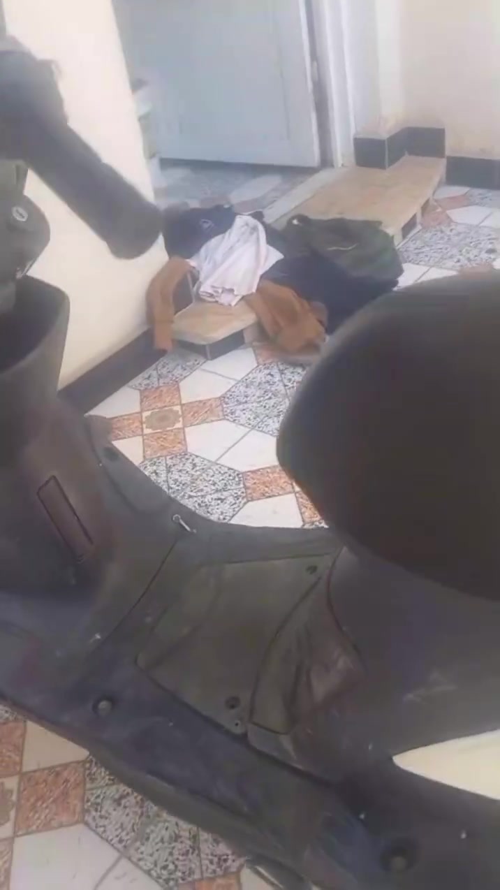 ماكس عدله
مكينه مكفوله كفاله عامه 
اوراق سعر 900لف وبيها مجال 850قفلها 

ما صار شهر من طلعتها وكيل 

مكان دراجة حي نهاوند شارع بطاقه وطنيه 

متواجد خاص او اتصال ب رقم ***********

