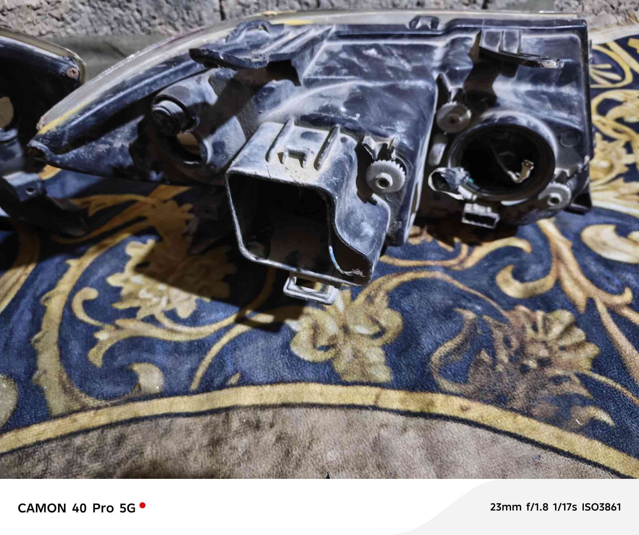 سلام عليكم اخوان مازدات ومري لفان ٦٢٠ للبيع والسعر خاص او اتصال ***********
