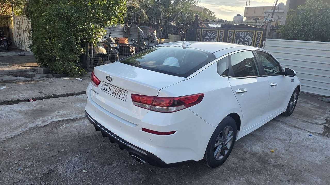 السلام عليكم
كيا اوبتيما 2020
 ( حادثها بامريكا جاملغ امامي بي رصعه فقط وراجع بارد وبلعراق صار ربع البنيد صبغ )
-ماشيه 85 ميل
-رادار امامي - خلفي
-تحديد مسار
-شاشة كبيره (ابل كار بلي)
-حساس ضغط الأطارات
-نقط عمياء
-كشن السائق مساج
-وضعيات قيادة 
-هزه ورقم جديد بغداد باسمي
-للأستفسار:- ***********
