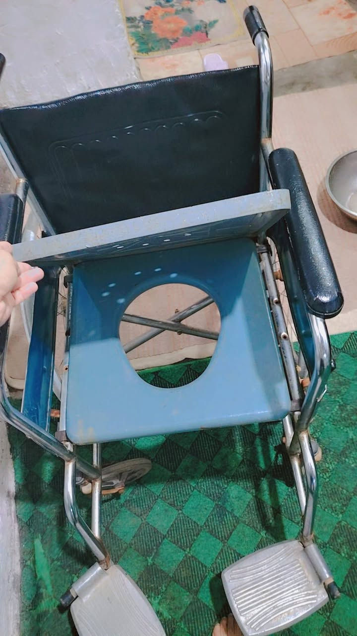 متاح


**إذا كنت صاحب هذا الإعلان وتريد حذفه لأي سبب، رجاءا أرسل رسالة إلى الدعم الفني**