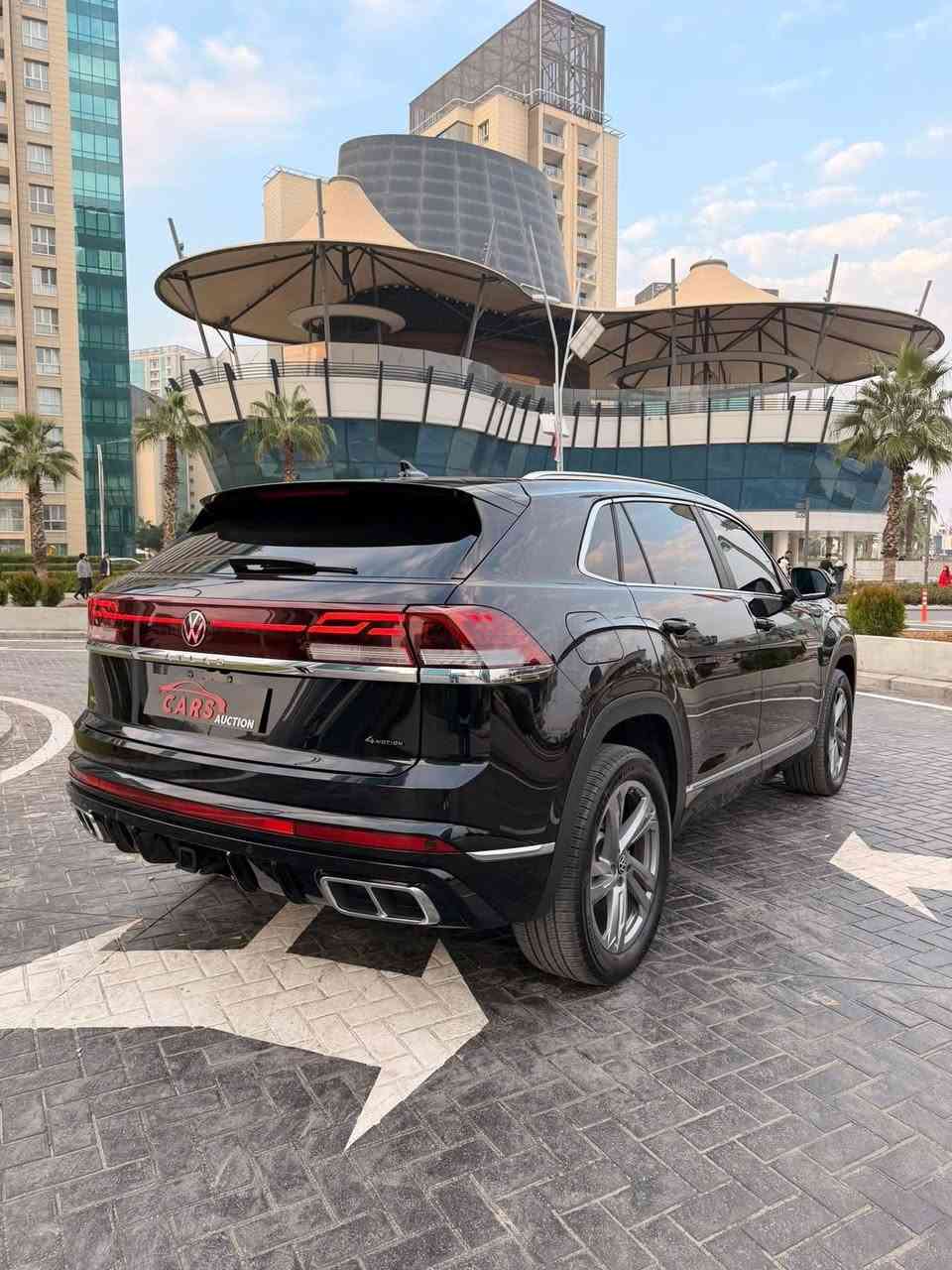 فولكس فاجن اطلس (CROSS SPORT-SEL-R-LINE)
الموديل 2024
المسافه المقطوعه :11,000
اللون: اسود
حجم المحرك 4-سلندر 2.0 توربو
الضرر : بدون صبغ -فقط تعديل PDR صغير 
المواصفات :اعلى فئة SEL -RLINE -CROSS 
بانوراما-اناره داخليه معه شعار كروس سبورت- عرض شاشه رقميه HEAD UP DISPLAY-AUTO PARKING-كاميره خلفيه- داخليه السياره مقاعد جلد باللون القيسي  اللمميز -صندوق كهربائي-  4-MATION -كشنات تدفئة تشغيل عن بعد -تبريد بالاضافه الى 
بقيه المواصفات
 الرقم : كاتي دهوك   
المكان اربيل عينكاوا
للاستفسار   ***********
