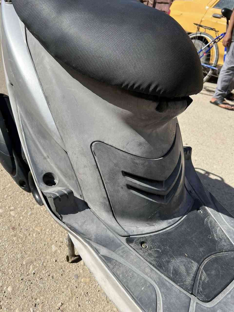 السلام عليكم دراجه ماكس منغولي ملاح فوال بعدهن عل وضع الوكاله صارله شهر من طالعه من المعرض مكينه ناعمه تجي وتشوف شلعه معدل تخبل السعر خاص ا


**إذا كنت صاحب هذا الإعلان وتريد حذفه لأي سبب، رجاءا أرسل رسالة إلى الدعم الفني**