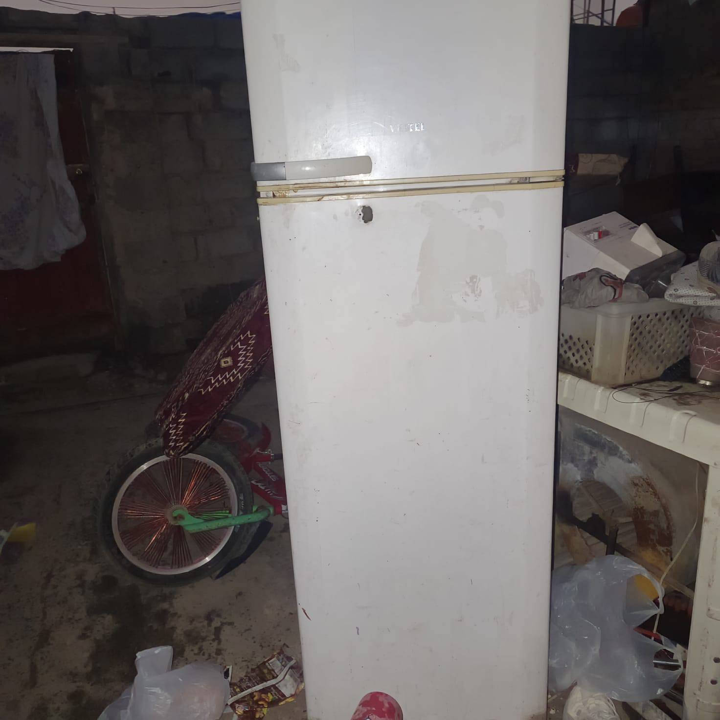 السلام عليكم مبردات نضيفات وشغالات ثلج سعر الوحده 100وبيها مجال والثلاجه 100 عنوان شهداء البياع


**إذا كنت صاحب هذا الإعلان وتريد حذفه لأي سبب، رجاءا أرسل رسالة إلى الدعم الفني**