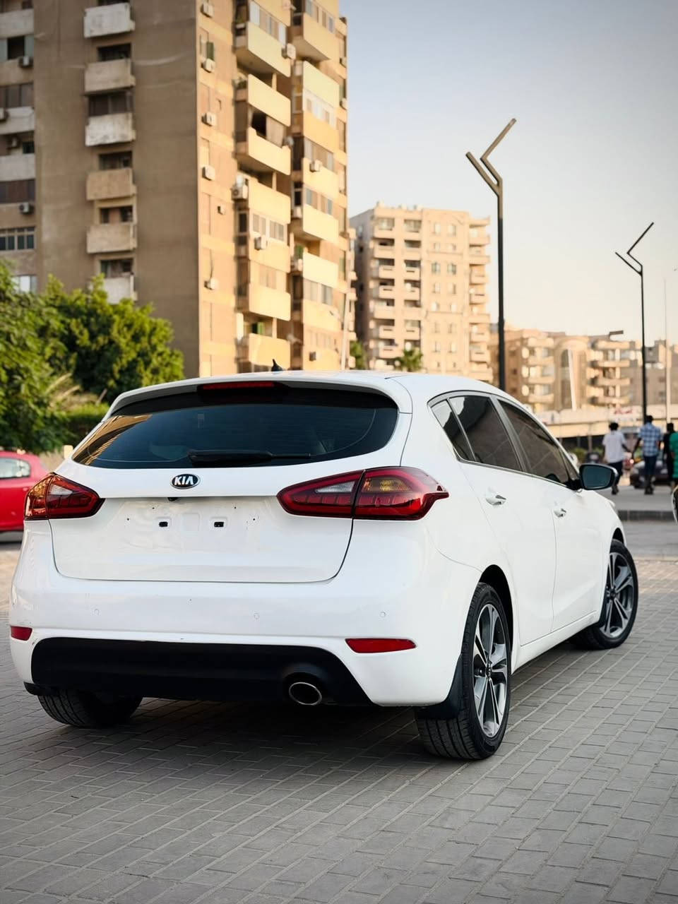 سيراتو مالك اول وارد الإمارات
اول تراخيص فى مصر 
HP
2014
 فابريكه بره وجوه 
ماعدا 2 رفوف خلفى وباب شنطه 
160 km  
جنط 17 
فرش جلد 
 2 ايرباج 
ABS 
فتحه سقف
 طاره مالتى 
بلوتوث مثبت سرعه 
حساس امامى خلفى
 ليدات امامى وخلفى فوج امامى 
بصمه 
متاح تقسيط مباشر بصوره البطاقه استلام فورى 
 متاح تقسيط بنوك وشركات بصوره البطاقه استلام فورى 
المعانيه :مدينه نصر
للتواصل 01144075663 القاهرة, مصر


**إذا كنت صاحب هذا الإعلان وتريد حذفه لأي سبب، رجاءا أرسل رسالة إلى الدعم الفني**