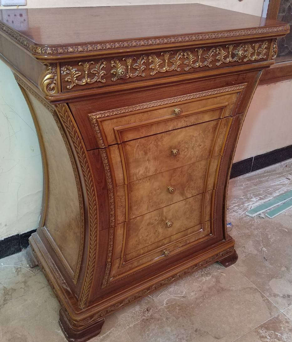 غرفة نوم هندية 6 قطع نظيفة بيها بعض الملاحظات بسيطة جداً 475 الف النجف, العراق


**إذا كنت صاحب هذا الإعلان وتريد حذفه لأي سبب، رجاءا أرسل رسالة إلى الدعم الفني**