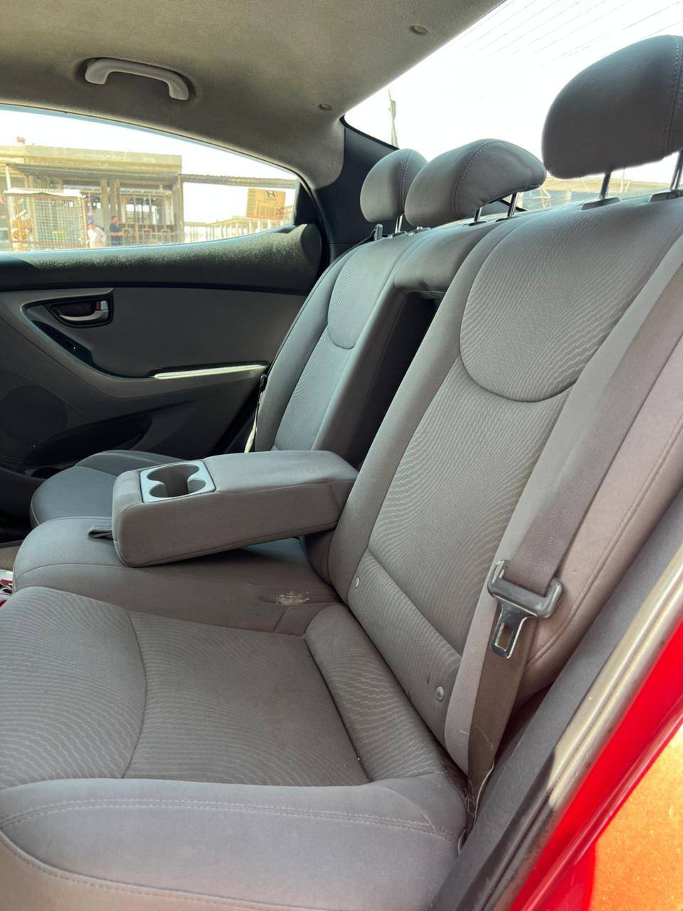 سلام عليكم النترا موديل 2015مكينه قبل شهر شاده كير جديد حداديه خير من الله مكينه 2000المكان بغداد بوب الشام السعر 115وبيه مجال بصيط ***********
