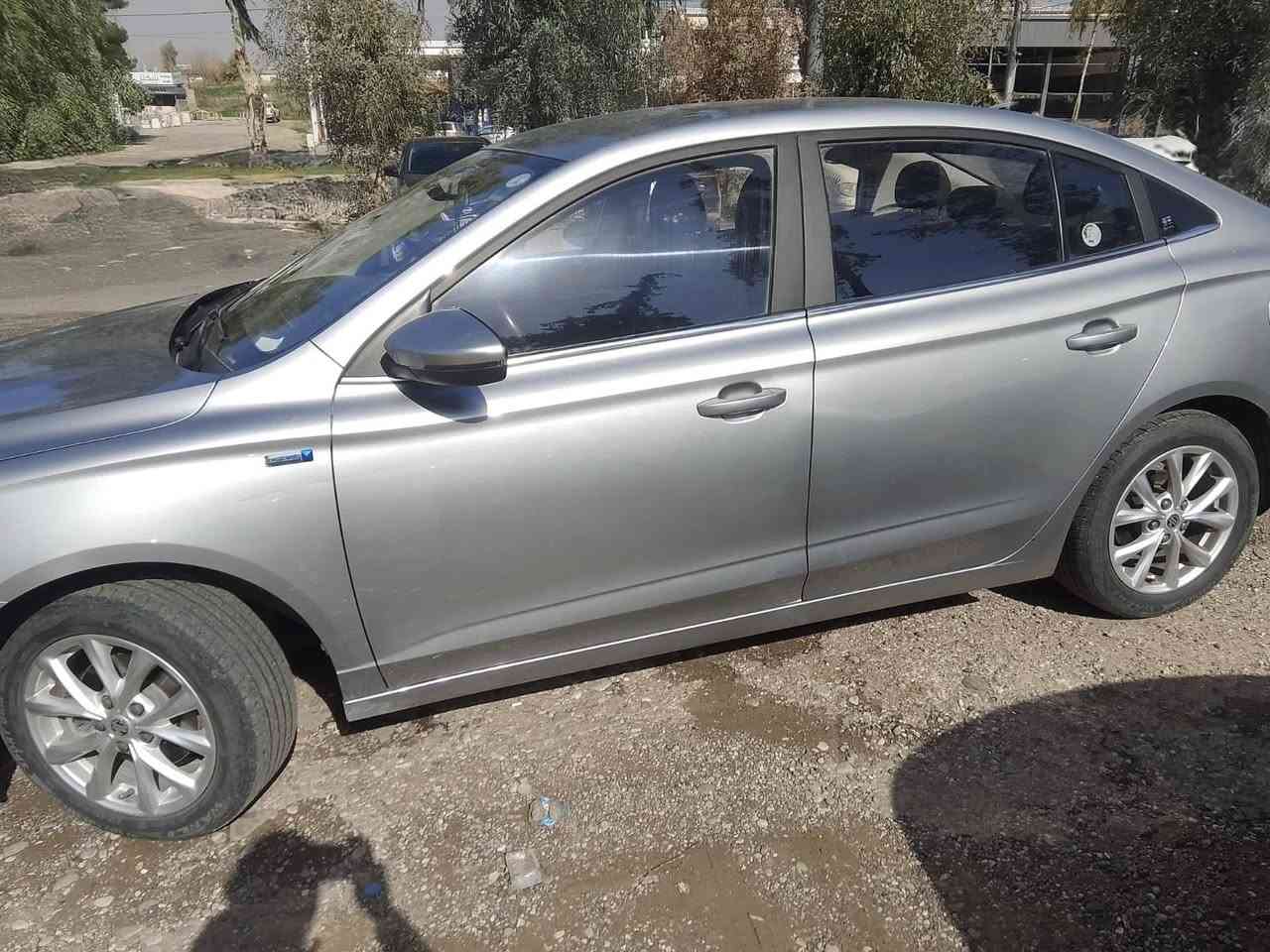 ***********
MG5 2022  رقم دهوك

سياره بدون سبخ
ماشيه ٩٦ كيلو
كيرو محرك شرط
موسفات كونفورت 
بصمه
حساس
شاشه 
كاميره
سعر ٩٤ ورقه فقط
مكان سياره دهوك
