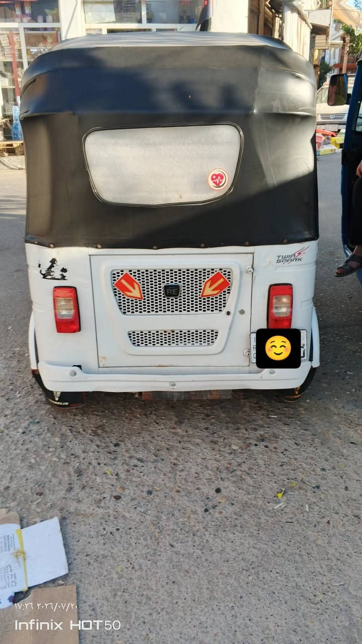 سلام عليكم
تكتك للبيع موديل 21
 ***********
