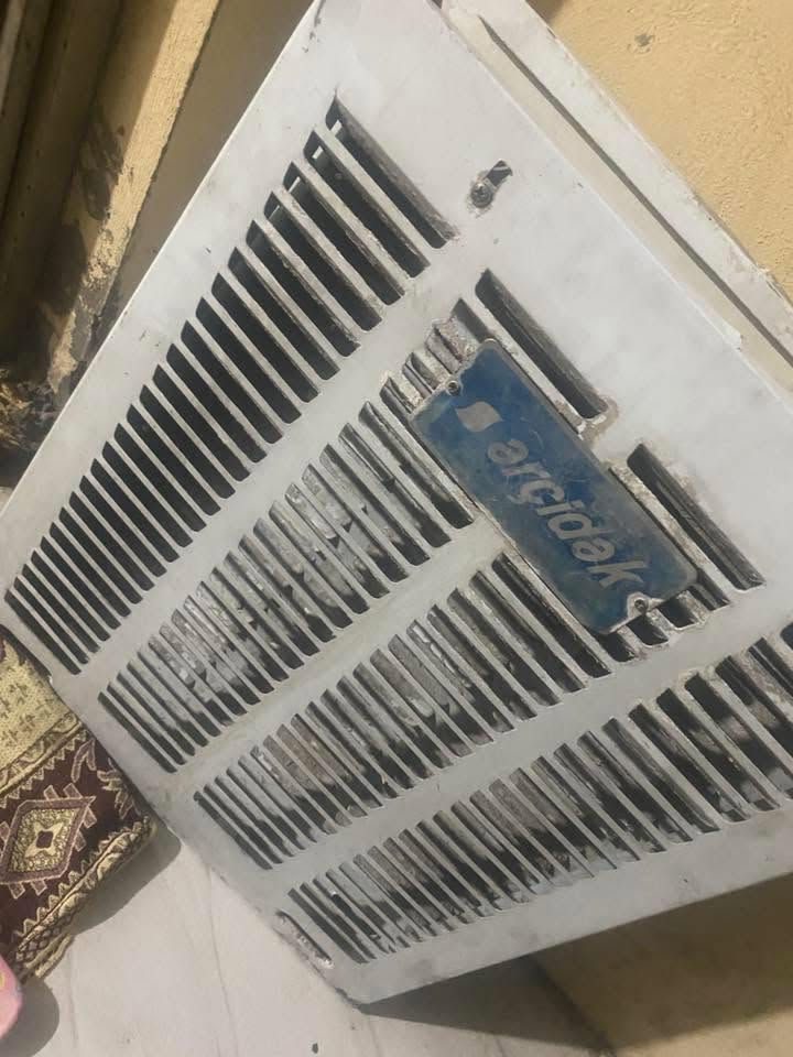 مبردة حديد الحجم الجبير نظيفه شغالة سرعتين


**إذا كنت صاحب هذا الإعلان وتريد حذفه لأي سبب، رجاءا أرسل رسالة إلى الدعم الفني**