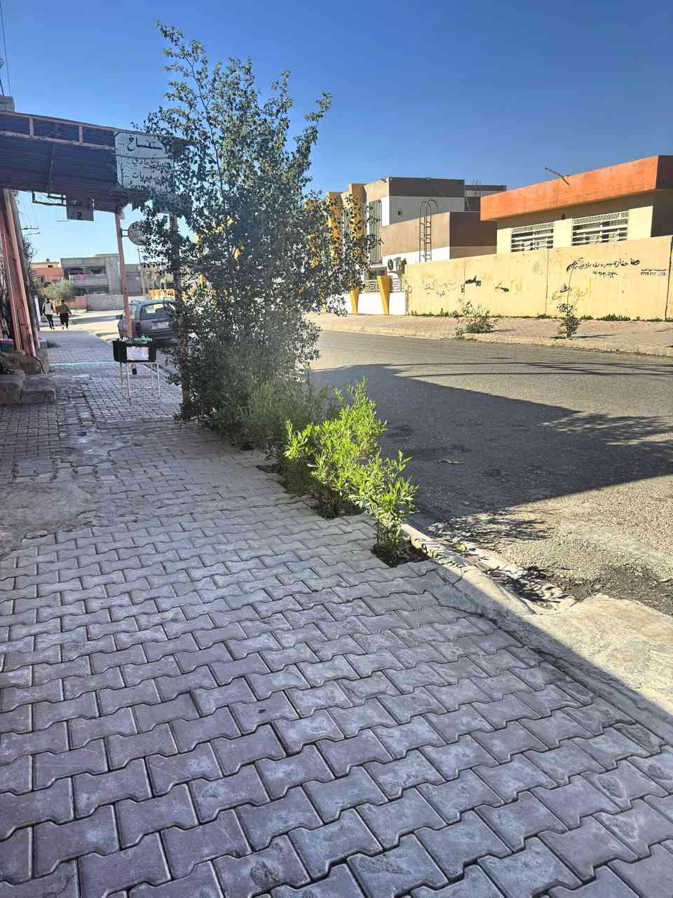 دار طابقين للبيع من المالك مباشرة، موقع مميز على شارع عام ومقابل مدرسة 👌
✔ مساحة 290م
✔ واجهة 15م
✔ بيه محل تجاري
✔ مناسب سكن عائلي
✔ موقع راقي ومطلوب شارع عام. حي النصر 
📌 على الدار مصرف عقاري 75 مليون ويتم حسمه أصولياً عند البيع.
للاستفسار الجاد التواصل خاص واتساب او الاتصال. علماً صاحب الدار اني. 
***********
