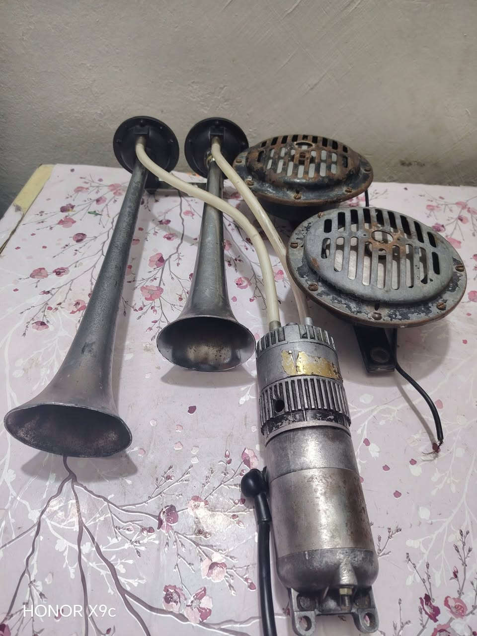 للبيع ***********
