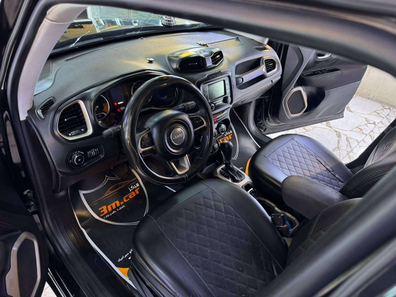 السلام عليكم 
للبيع جيب رنكد موديل ١٦ سوداء اللون مكفوله من الصبغ والتبديل فقط بارد بخشم البنيد رقم كربلاء الجديد ماشيه ١٣٣ ألف السياره جاهزه من كل شي تخم تاير تبريد ثلج رون فول بصمه كامره حساسات وارد امريكي كلين تايتل السعر ١١٠ مع المجال البسيط مكان السيارة كربلاء رقم الهاتف *********** كربلاء, العراق
