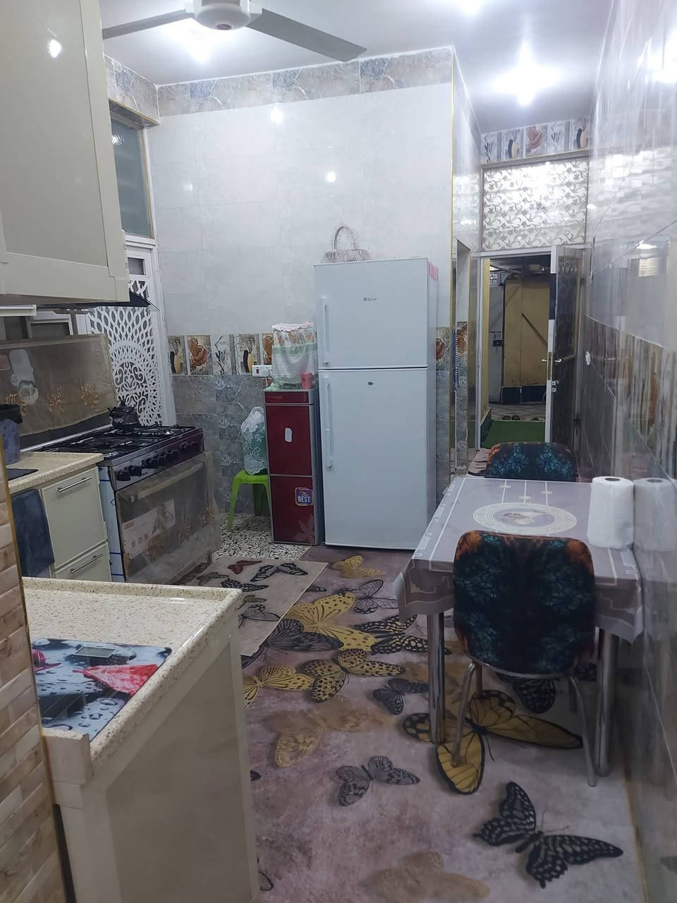 للبيع مشتمل
100م طولاني طابق ونص منطقة الفلاحية حي الامام الرضا 
بناء حديث فول بناء شارع 12 خدمات كاملة  ينباع مبادرة ونقد بناء حلو سعره مناسب. للتواصل ت. ***********
