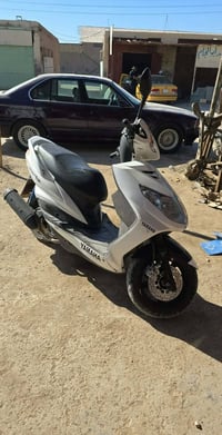 دراجة سكنز • جديدة • سرعتها 140