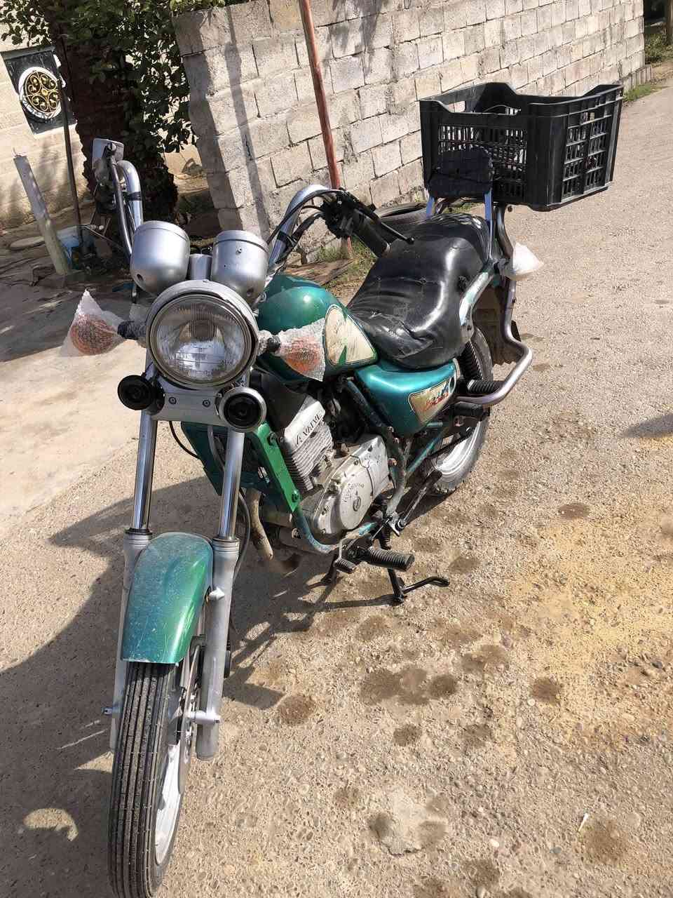 السلام عليكم هارلي للبيع محرك 4ولف السعر350وبيه مجال او مراوس اعنوان الضلوعيه الحردانيه رقم الموبايل***********
