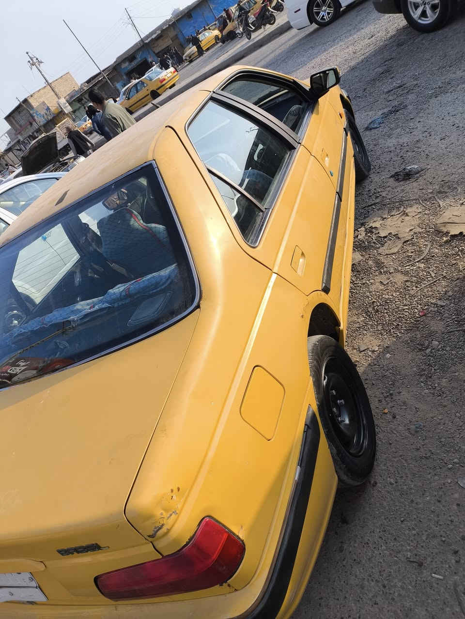 السلام عليكم..
سياره بيجو بارص مديل 15
سياره كشره شوف العين 
سياره كله شغال تبريد سنويه 29 مصفره هيئه وغرامات
تواصل ‏‪0771 078 2033‬‏ 
س.ع.ر 34 وبيع مجال 🤎
