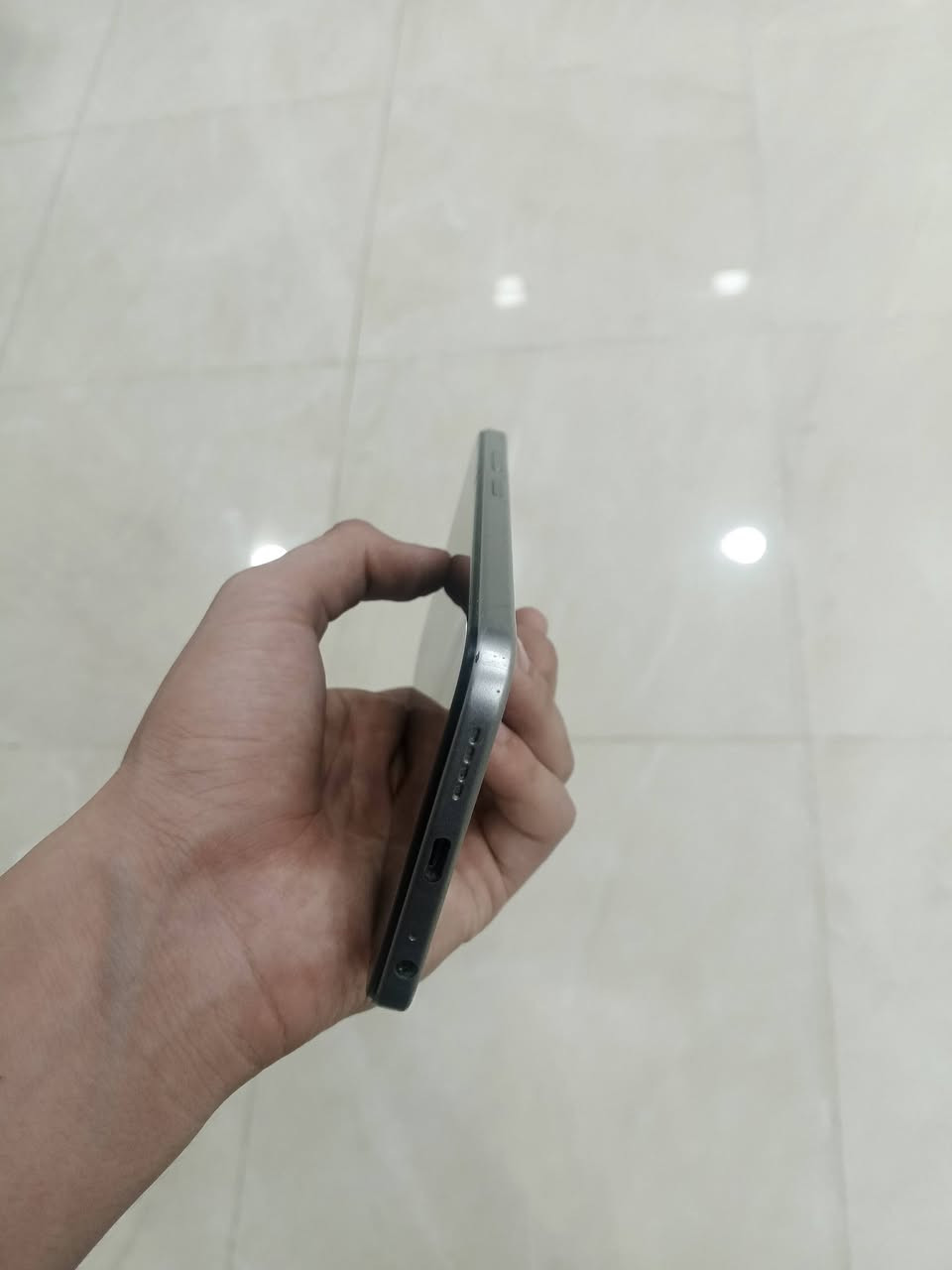 جهاز infinix نضافه 90% اخو الجديد الرام 16 البطاريه 5000 السعر 100 وبي مجااااال مكاني بغداد مدينه الصدرر قرب شهداء شمر رقم الاستفسار ***********
