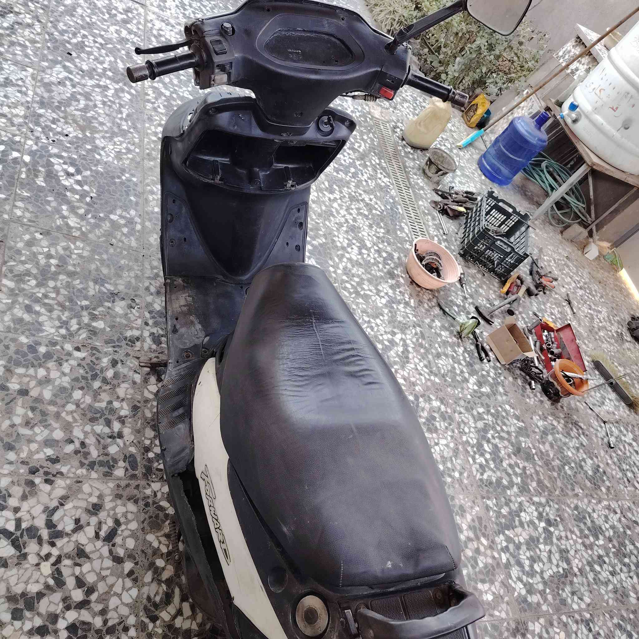 فراشه فحل
مال شغل مكينه شلعه ومعدل شرط 
سعر175 بيها مجال قليل 
العنوان النجف حي العسكري 
*********** شراي اتصل بي واتساب.
