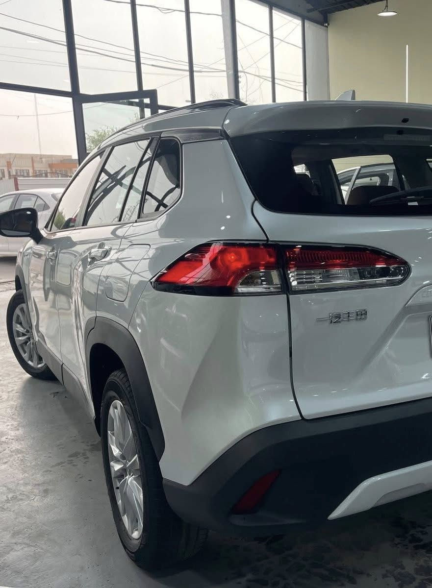 للبيع كورلا كروس 2025 فول داخل مخمل مرقم بغداد باسمي تحويل مباشر ماشيه 3 الف للاتصال *********** .السعر 26.500
