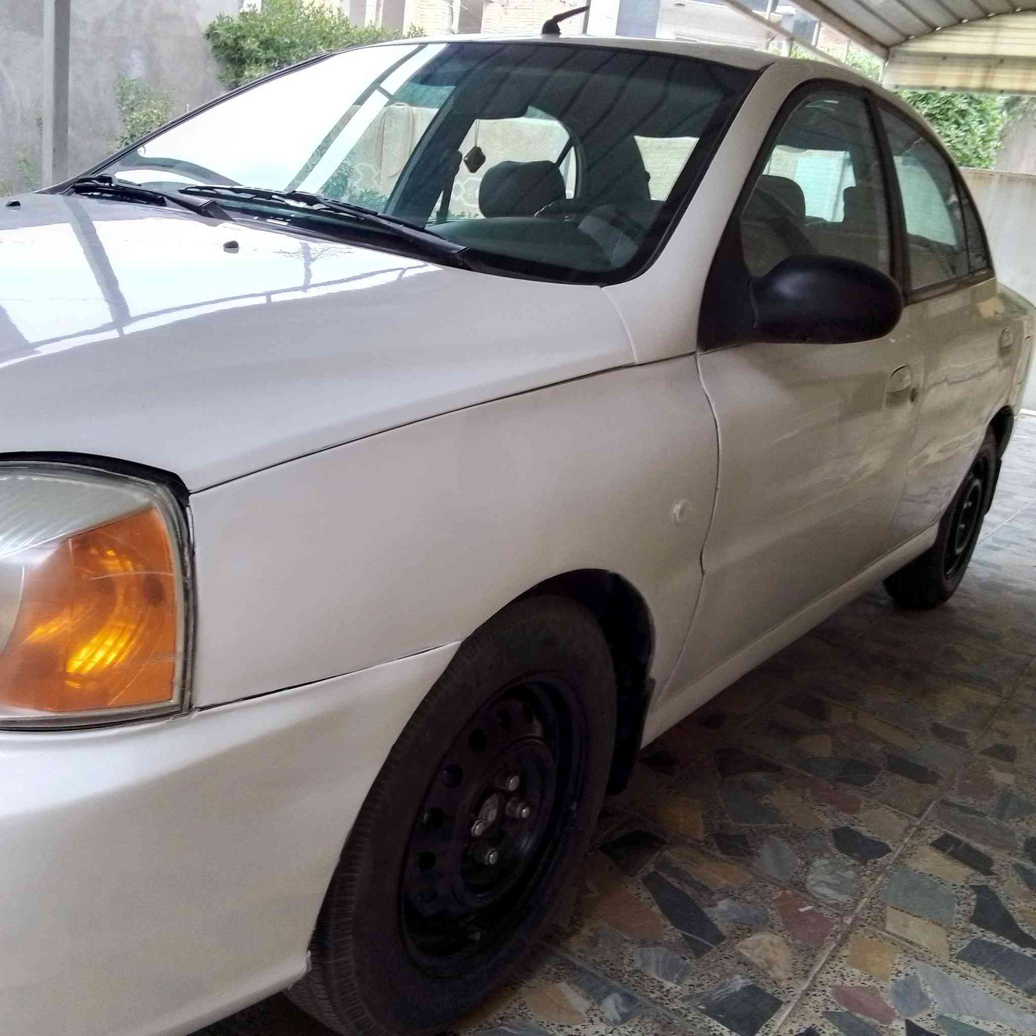 كيا ريو الشركة العامة موديل 2010 بلادية محرك 1600 المرغوب مكانات صبغ بسيطة ابيع حزام رقم قادسية سنوية  لغاية 2030 هزة جديدة لوحات جدد سنتر لوك جام كهرباء امام وخلف ABS البريك تايرات باتري جدد صدر ممتاز داخل بلادي سيارة جاهزة السعر 48 ورقة مكان بغداد العطيفية للاتصال ***********
