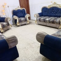 تخم ملكي تكمه نظيف جدا 10مقاعد ب290الف وبي مجال المكان الوشاش 07738414...