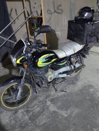 بوكسر كلاسيك للبيع محرك 150  دراجه مرقمه رقم دياله بسمي كبل احولك  مكا...