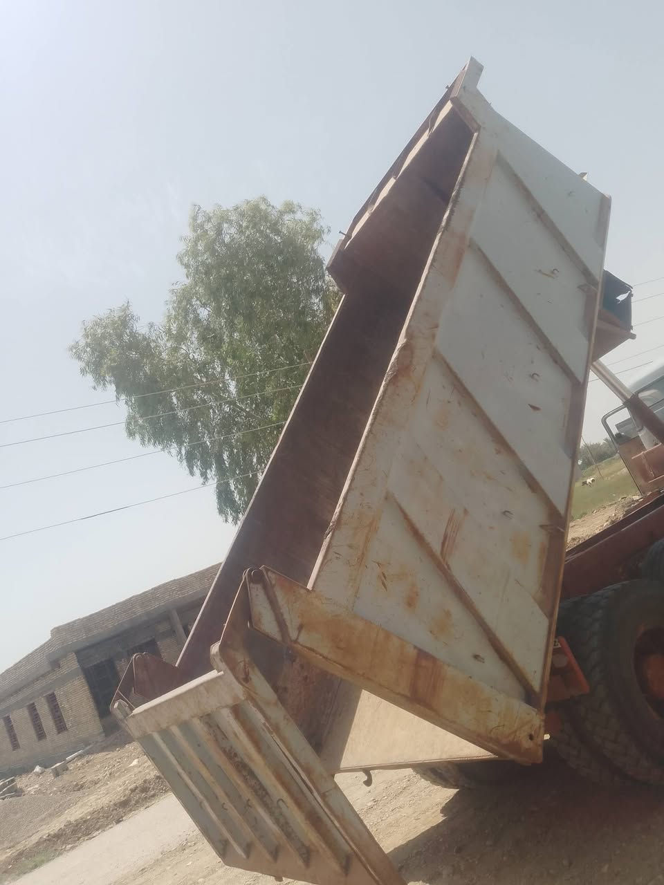 سلام عليكم بدي سوري للبيع  طول خمسه و ربع جديد لا تدرج ولا خياس كامل  جيب وشد مكان تاجي بغداد سعر 55 ورقه وبيها مجال رقم التلفون ***********
