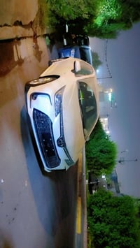 كورلا للبيع هايبرد جديده اخت الزيرو ماعده طخه بالداعميه الخلفيه زغيره ...