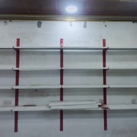 رفوف محل • ٥٥ • جسر مصطره ١٤
