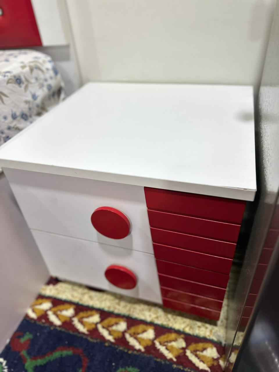 غرفة شبابي 5 قطع نظيفة جدا أربيل, العراق


**إذا كنت صاحب هذا الإعلان وتريد حذفه لأي سبب، رجاءا أرسل رسالة إلى الدعم الفني**