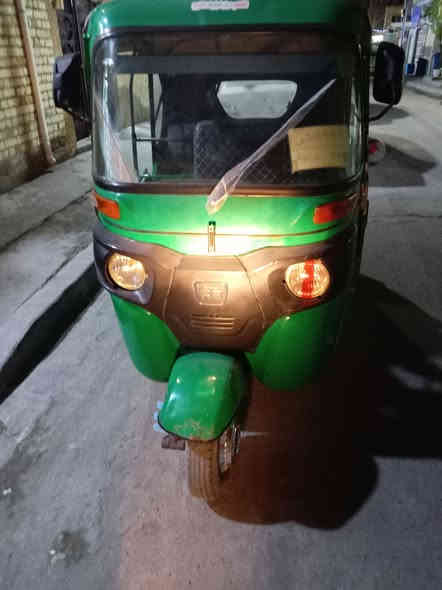 سلام عليكم تكتك باجاج 2021داخله 22 مكينه واكسل ناعمات لا تبخير ولا تنقيص مرقم سنويه بس هزه جديده تكتك كبل لشارع مال خبزه السعر 6500 قفل العنوان الشعب شارع الصحه ((***********))
