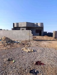 خلف أسواق الحسين • ٦٠٠م • ٣ غرف نوم